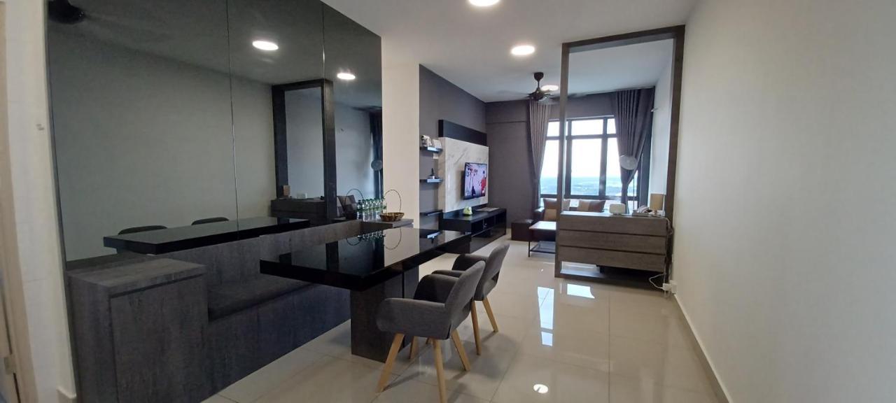 Modern Lifestyle Arc Austin Hills Apartamento Johor Bahru Exterior foto